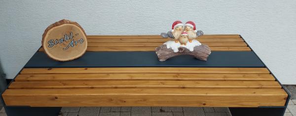 Gartentisch aus 8 mm Stahl und Massivholz Tanne/Fichte